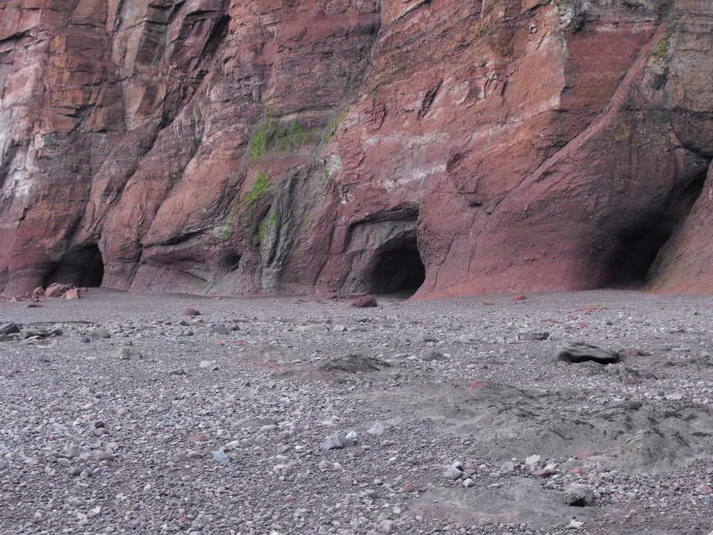 EFFECT OF SCOURING IN BASALTIC ROCK ON HYDRAULIC STRUCTURES IN THE VICINITY OF PUNE REGION